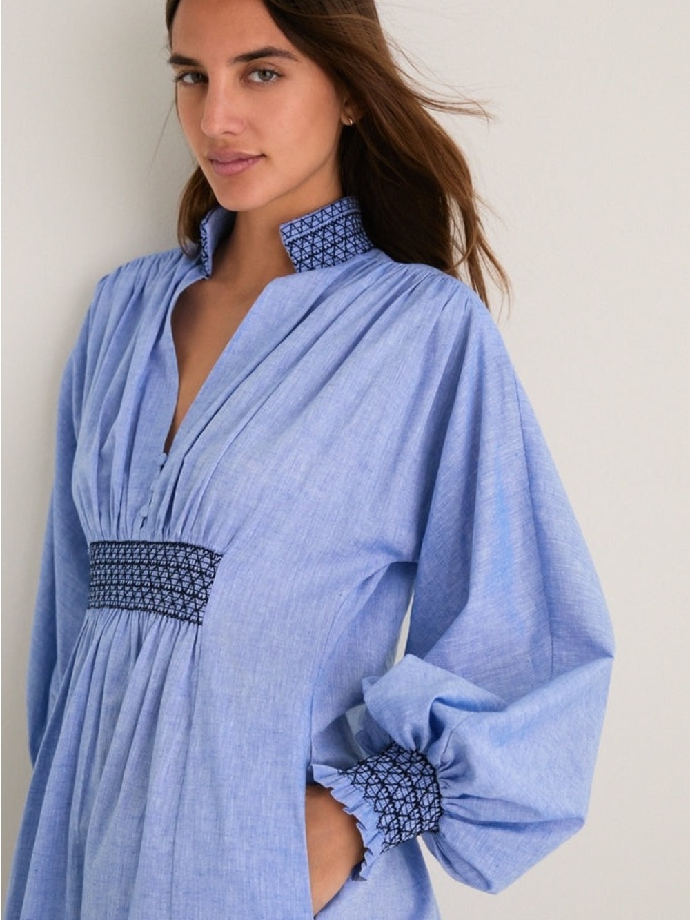 Tuckernuck Aubrey Chambray Linen Blend Smocked Maxi Dress Small NWOT - Picture 4 of 17